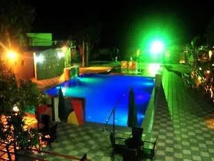 Auravel Grande Hotel And Resort-1